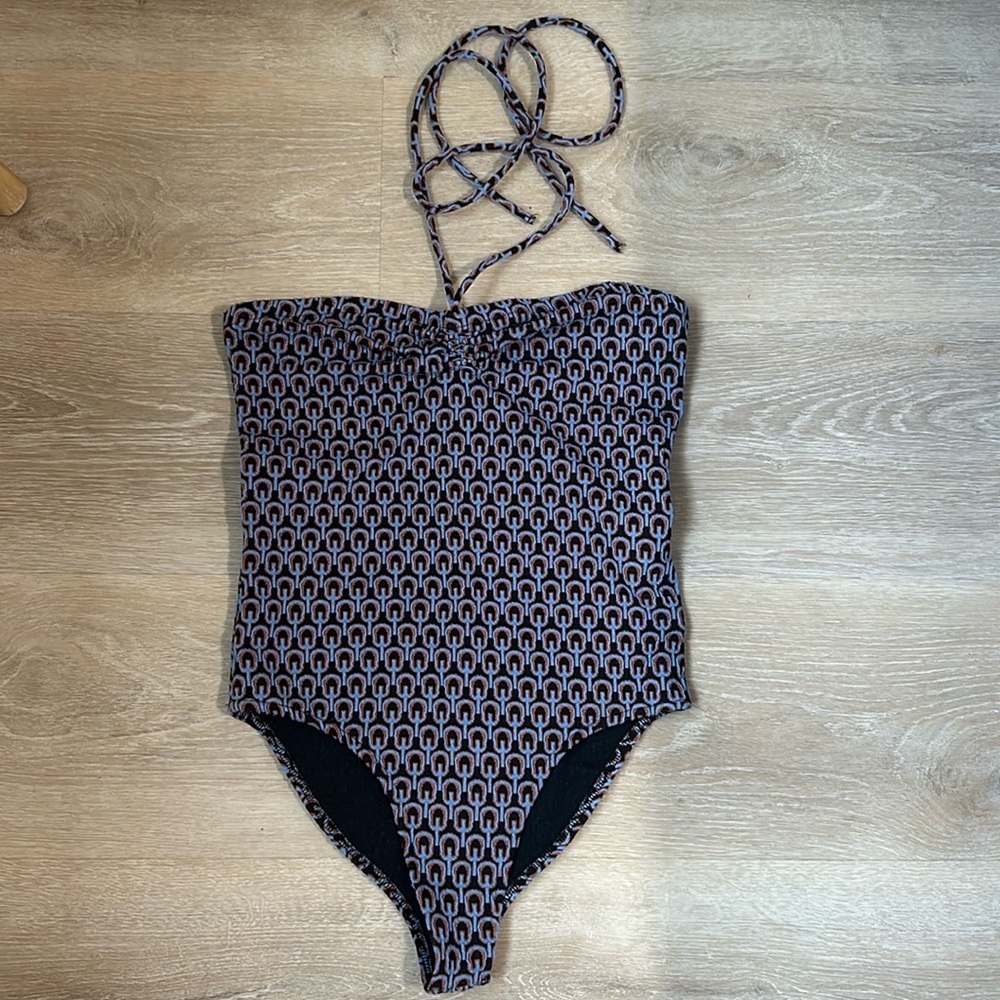 Halter top